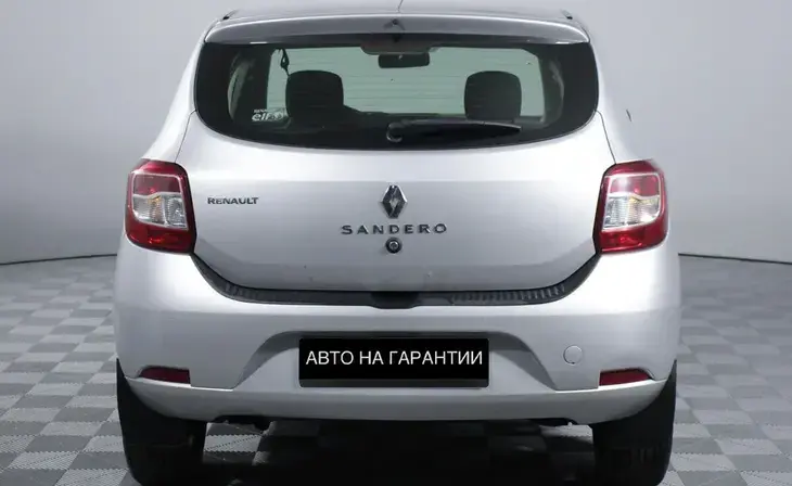 Renault Sandero - Фото 3