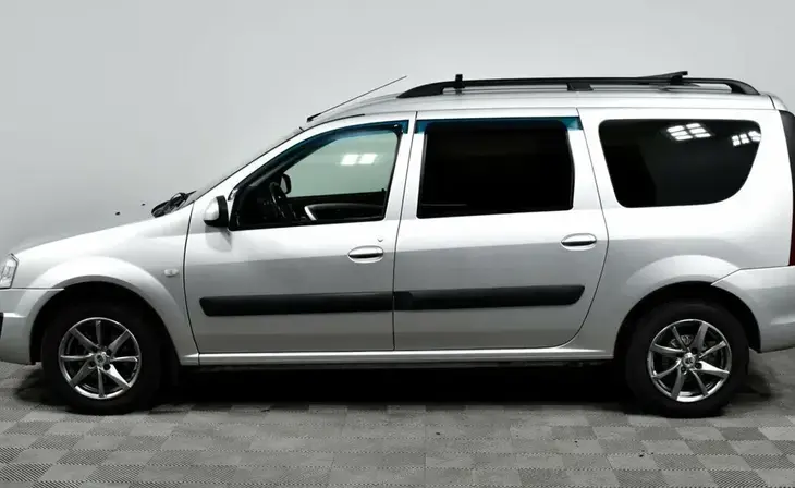 Lada Largus - Фото 2