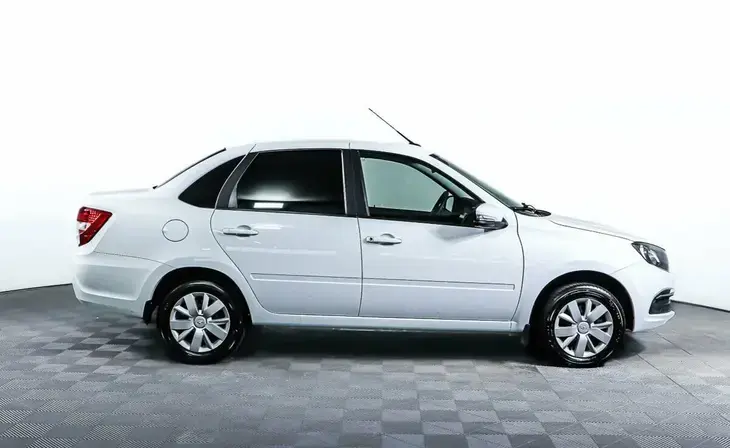 Lada Granta - Фото 3