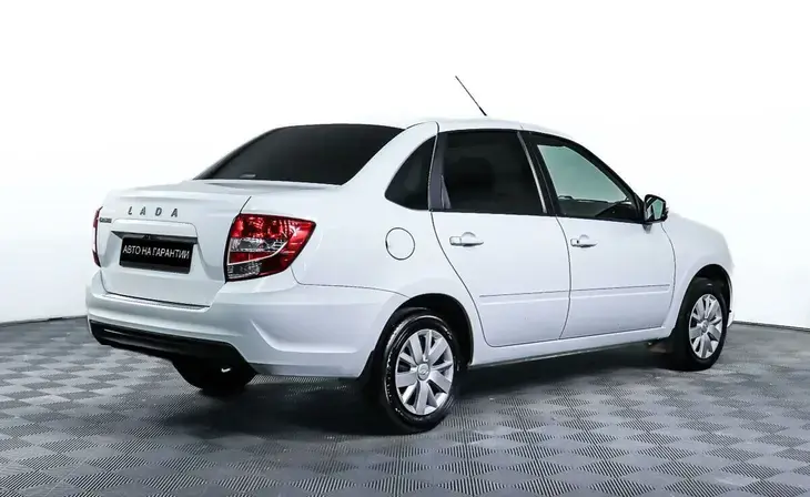 Lada Granta - Фото 4