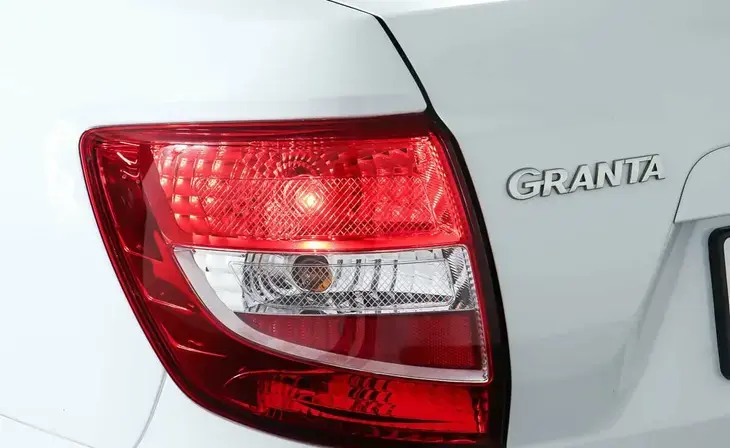 Lada Granta - Фото 7