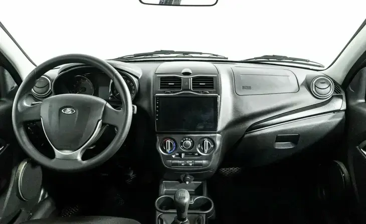 Lada Granta - Фото 8