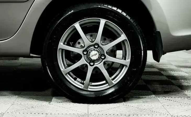 Lada Granta - Фото 7