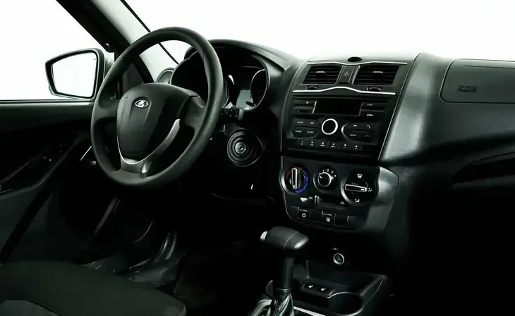 Lada Granta - Фото 8