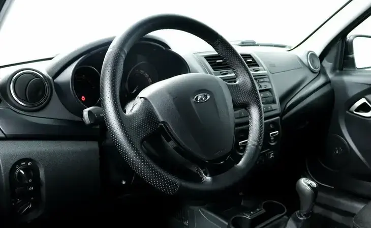 Lada Granta - Фото 9