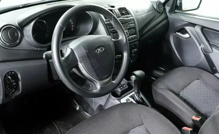 Lada Granta - Фото 10