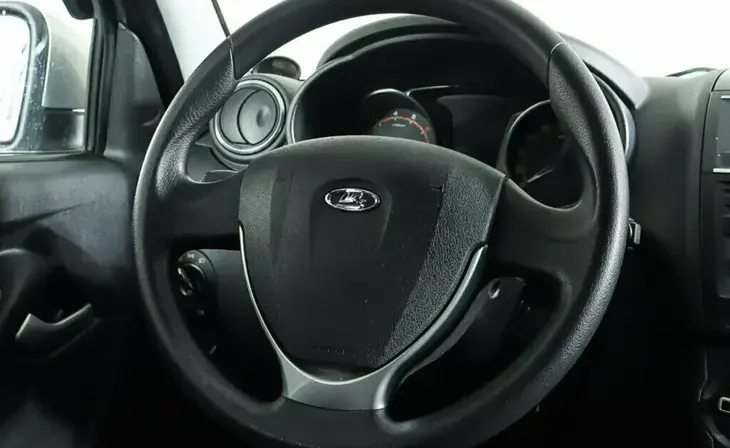 Lada Granta - Фото 11