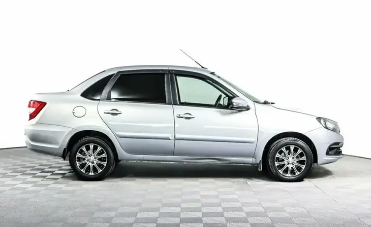Lada Granta - Фото 3
