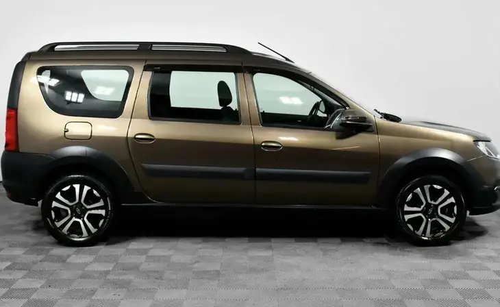 Lada Largus - Фото 3