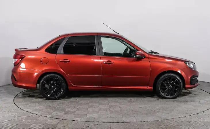 Lada Granta - Фото 3