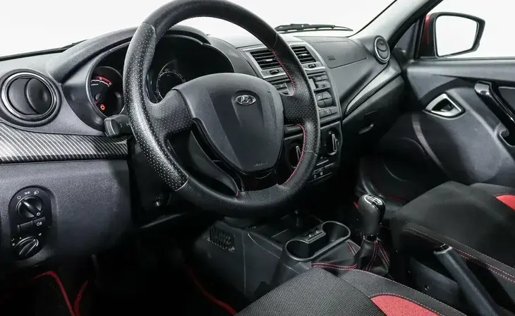 Lada Granta - Фото 8