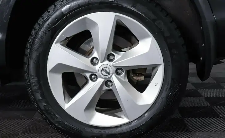 Nissan Qashqai - Фото 6