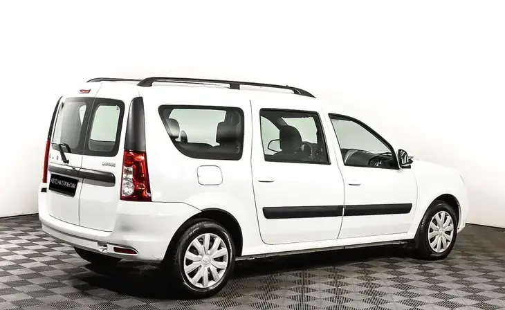 Lada Largus - Фото 4