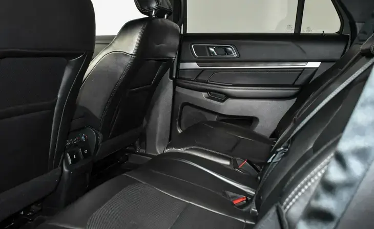Ford Explorer - Фото 16