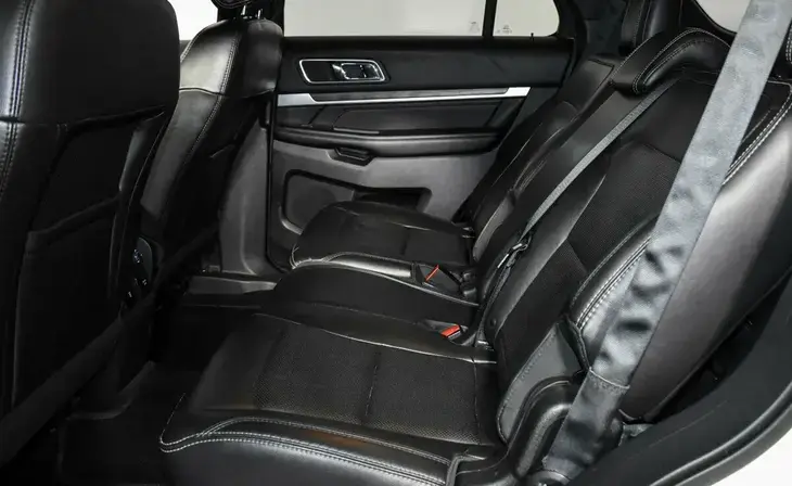 Ford Explorer - Фото 17