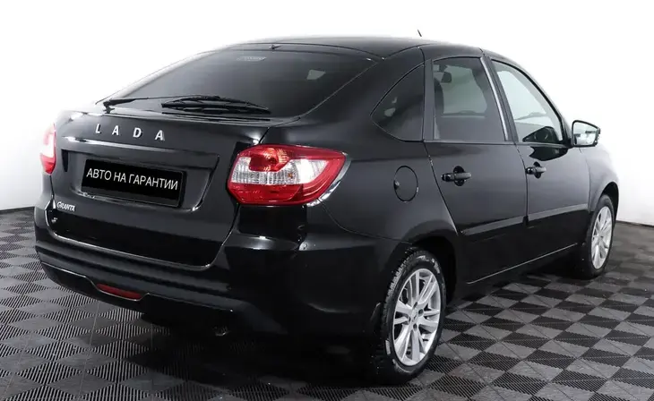 Lada Granta - Фото 4