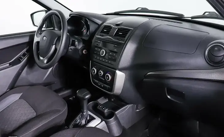 Lada Granta - Фото 7