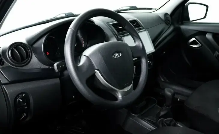 Lada Granta - Фото 9