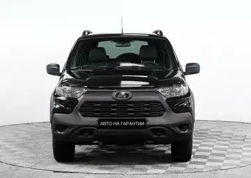 Lada Niva Travel