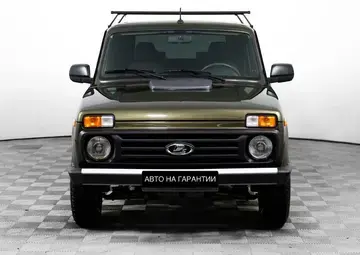 Lada Niva Legend