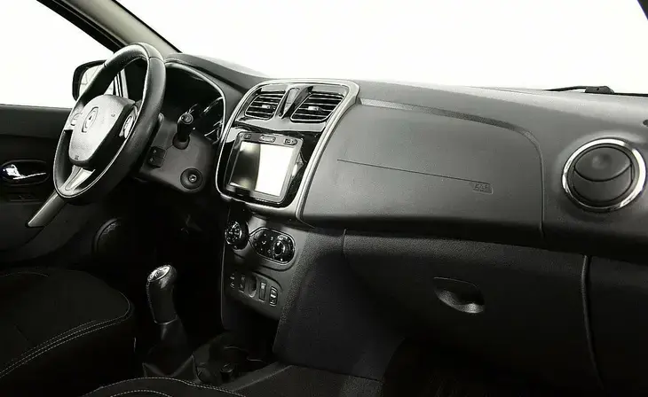Renault Sandero - Фото 4