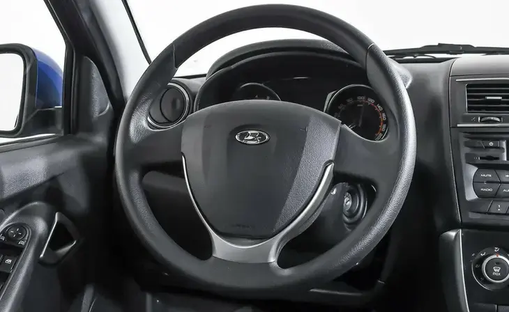 Lada Granta - Фото 11