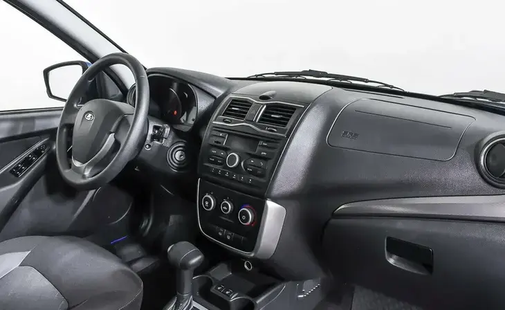 Lada Granta - Фото 8