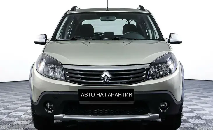 Renault Sandero - Фото 1