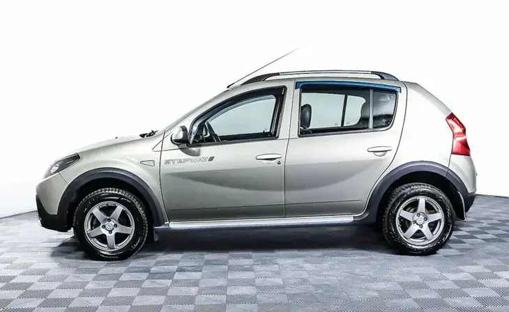 Renault Sandero - Фото 2