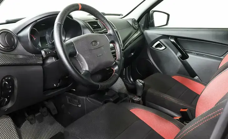 Lada Granta - Фото 9