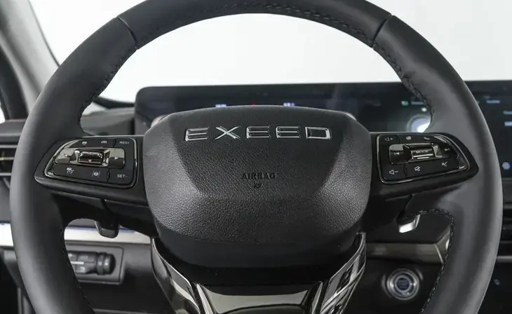 Exeed TXL - Фото 9