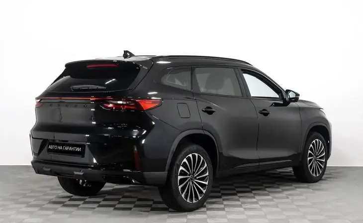 Exeed TXL - Фото 3