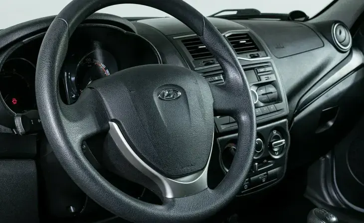 Lada Granta - Фото 5