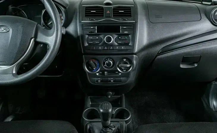 Lada Granta - Фото 6