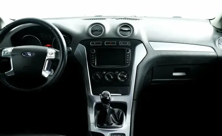 Ford Mondeo - Фото 8