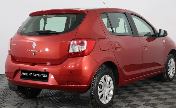Renault Sandero - Фото 2