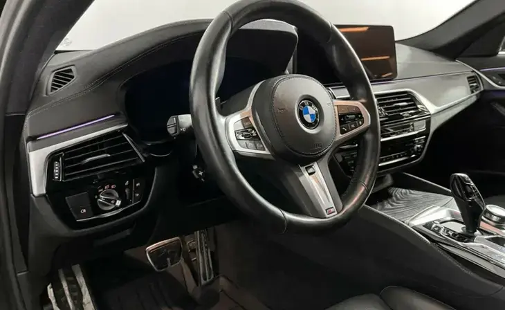 BMW 5 серии - Фото 11