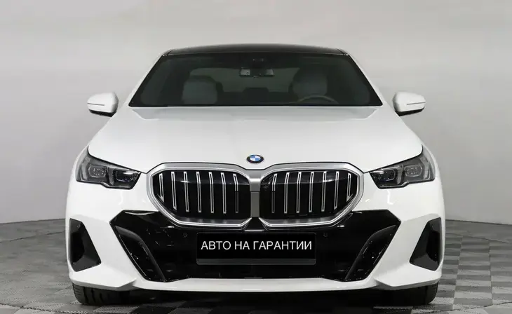 BMW 5 серии - Фото 1