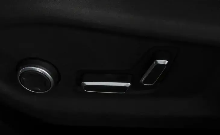 Geely Monjaro - Фото 21