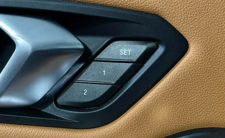 BMW 3 серии - Фото 17