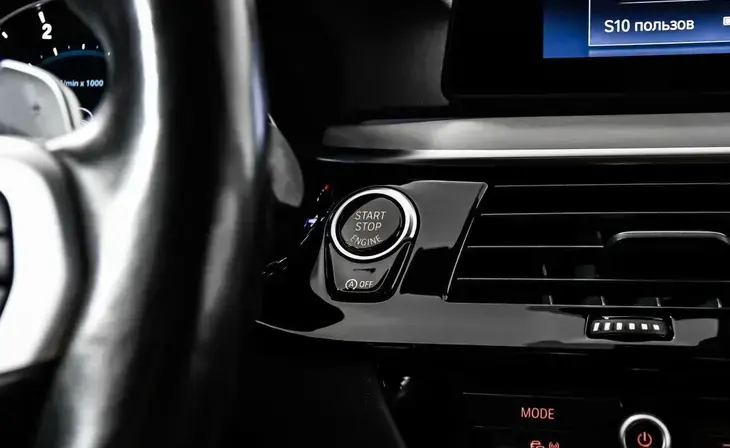 BMW 5 серии - Фото 15