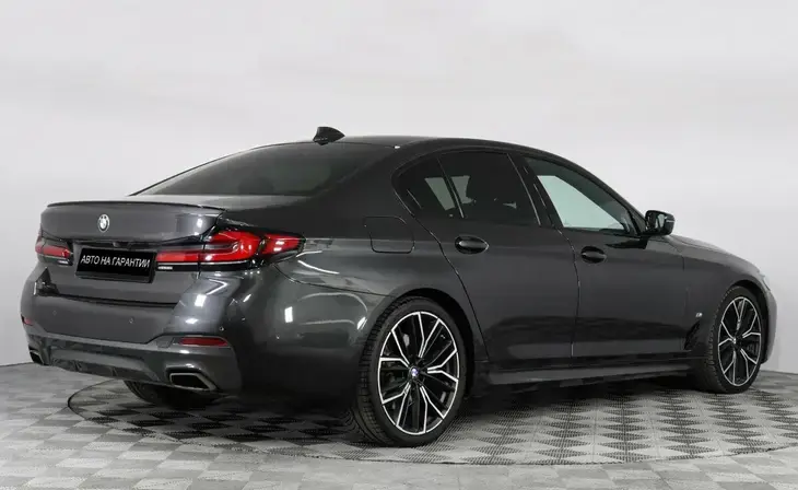BMW 5 серии - Фото 1