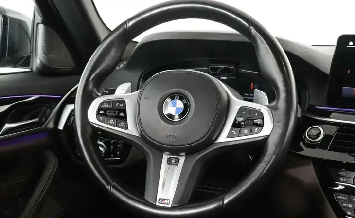 BMW 5 серии - Фото 8