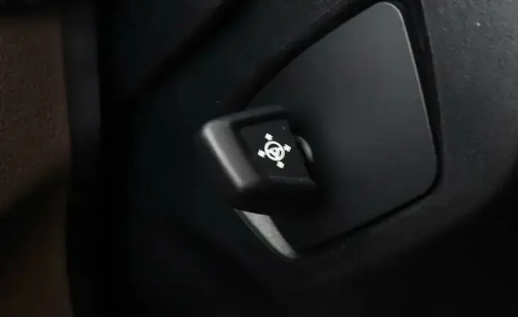 BMW 5 серии - Фото 14