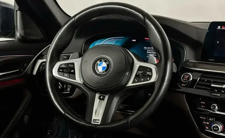 BMW 5 серии - Фото 9