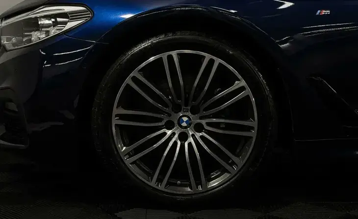 BMW 5 серии - Фото 5