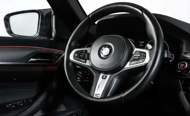 BMW 5 серии - Фото 9