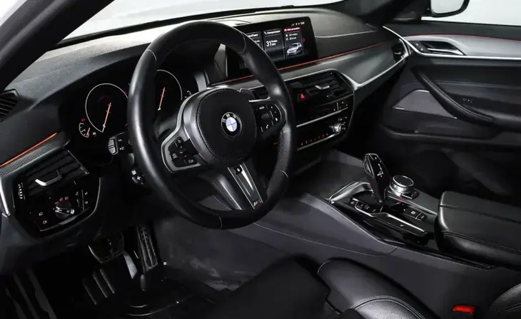 BMW 5 серии - Фото 7