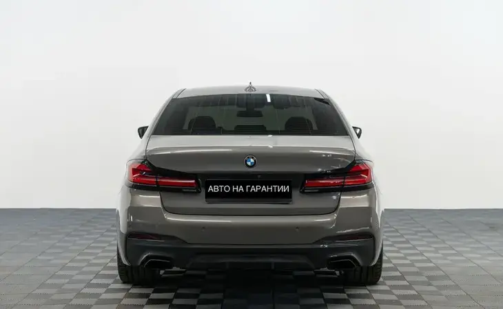 BMW 5 серии - Фото 3