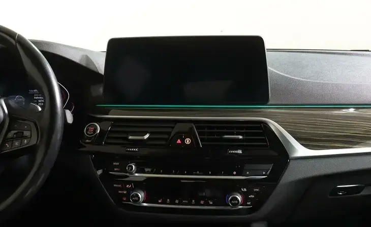 BMW 5 серии - Фото 12